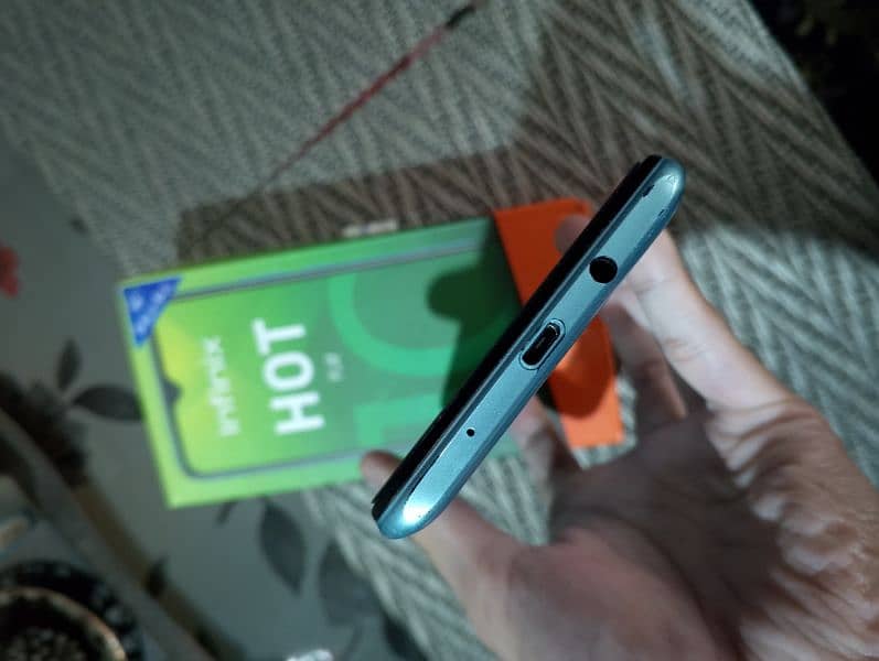 Infinix Hot 10 Play 4/64 2