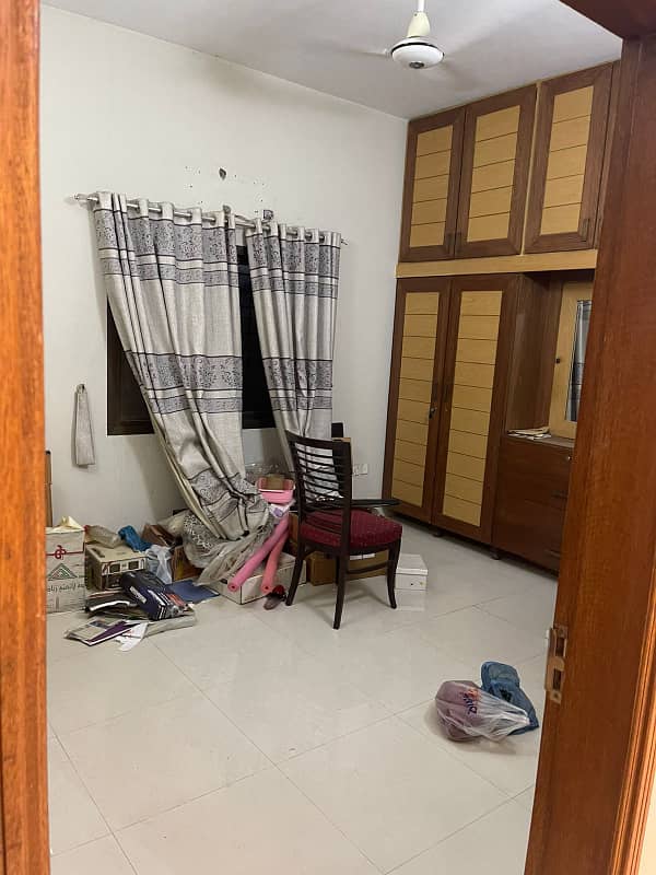 SMCHS | Ground Floor Portion 2100 Sqft 3 Bed DD For Sale On Reasonable Price | American Kitchen | Independent Entrance With Car Parking | Servant Quarter | Most Ideal Location | Reasonable Demand | All Documents Are Cleared | 15