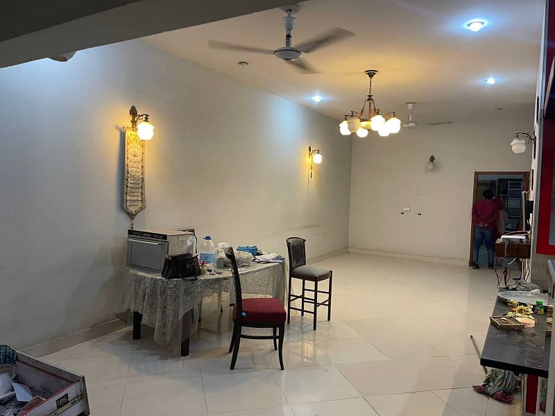 SMCHS | Ground Floor Portion 2100 Sqft 3 Bed DD For Sale On Reasonable Price | American Kitchen | Independent Entrance With Car Parking | Servant Quarter | Most Ideal Location | Reasonable Demand | All Documents Are Cleared | 17