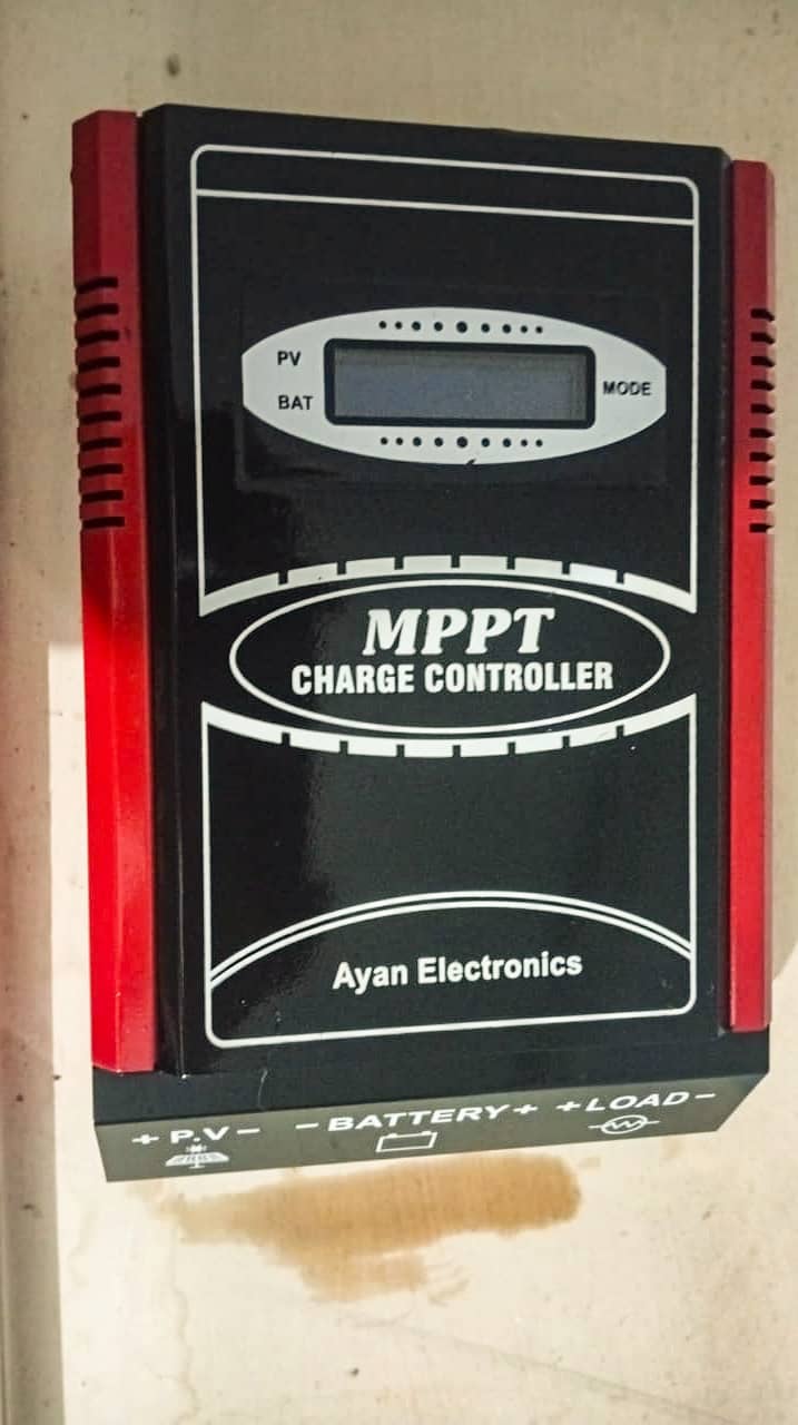 MPPT Solar Charge Controller  60A High Quality 0