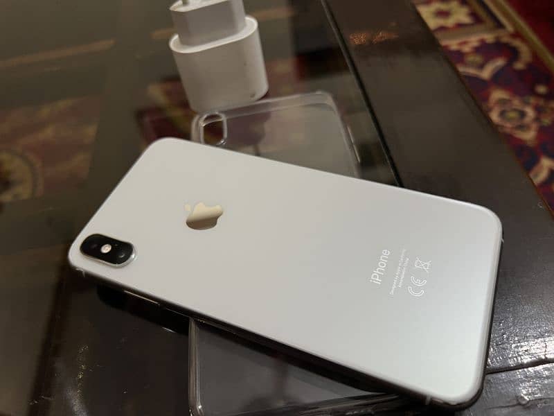 I phone XS Max Brand New official opproved 4