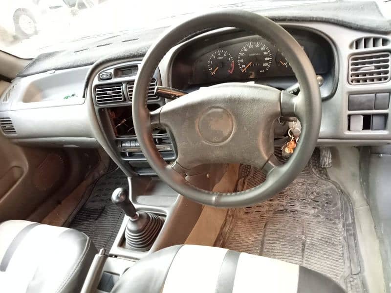 Suzuki Baleno 2005 8