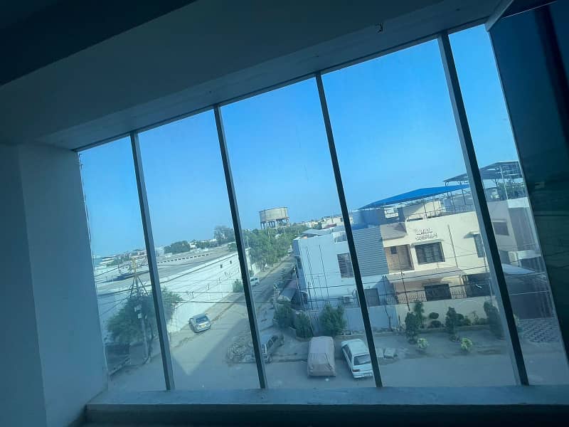 Dha Ph 7 Sehar Com | 1st Floor 800 Sqft Office Floor For Rent | 1 Chambers Work Station | 3 Side Corner Bungalow Facing | 24 Hours Building Accessible | Ideal For IT Comp / Marketing Firm / Software House | Reasonable Rent | 3