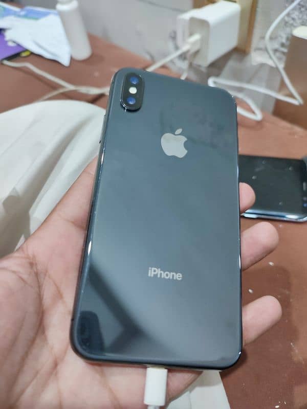 Iphone X 3/256gb (Non Pta But Sim Working) 0