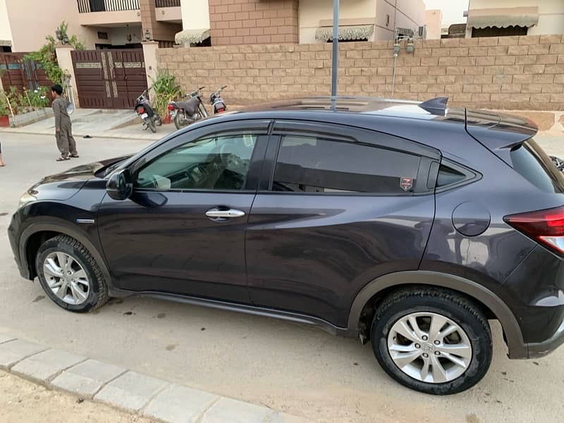 Honda Vezel 2015 4