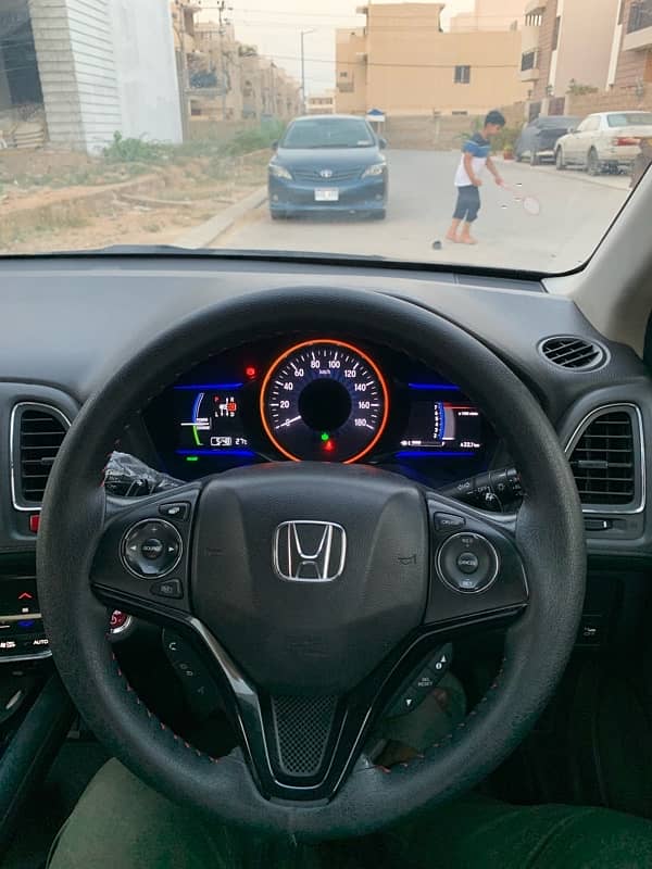 Honda Vezel 2015 11