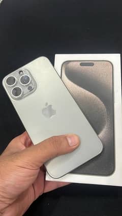 Iphone 15 pro max natural titanium