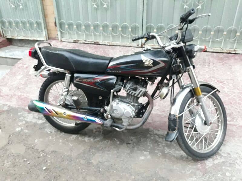 Honda 125 2019 model Lahore Register totaly genuine pin pack bike 1