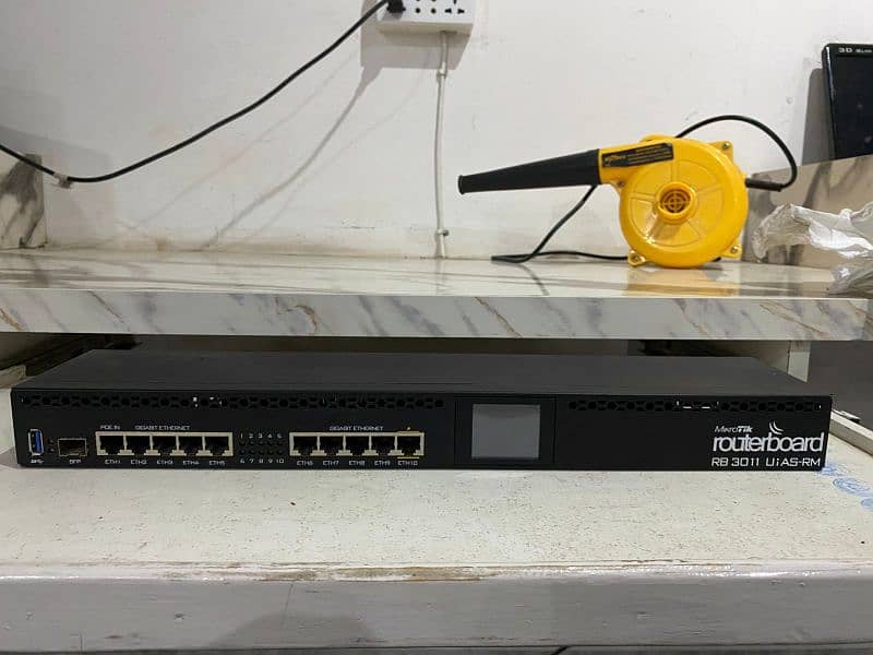 MikroTik RouterBoard RB3011 Manageable Switch 4