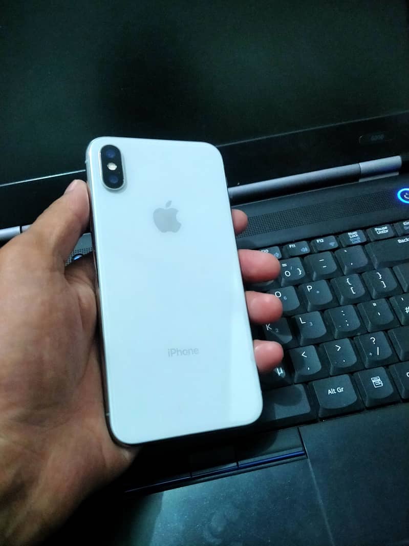 iPhone X (256GB) - 100% Battery, 10/10 Condition, Non-PTA 2