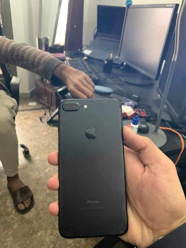 Iphone 7 plus 128gb PTA approved 1