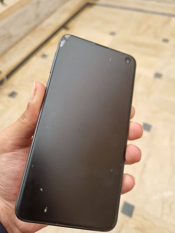 Samsung S10e 6/128 Pta Approved in lush condition 5