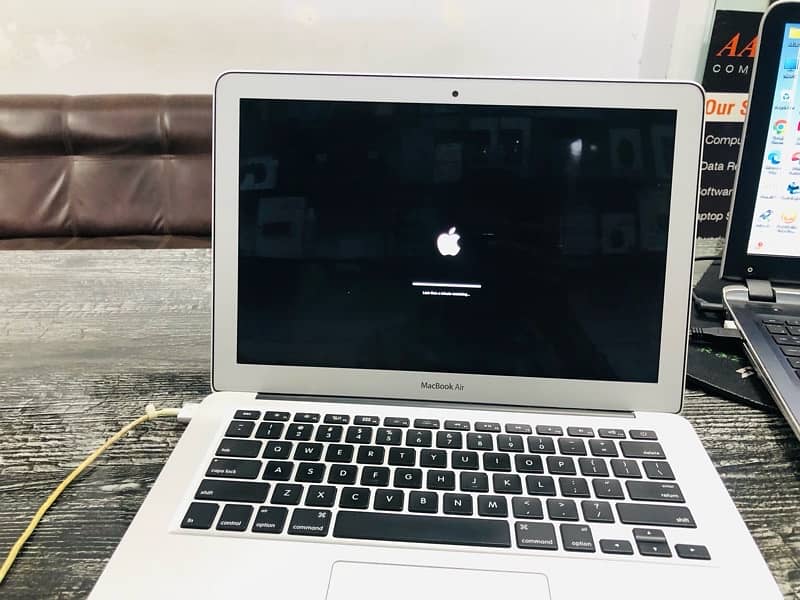 MacBook Air 2017 ci5 8GB 128Gb 1