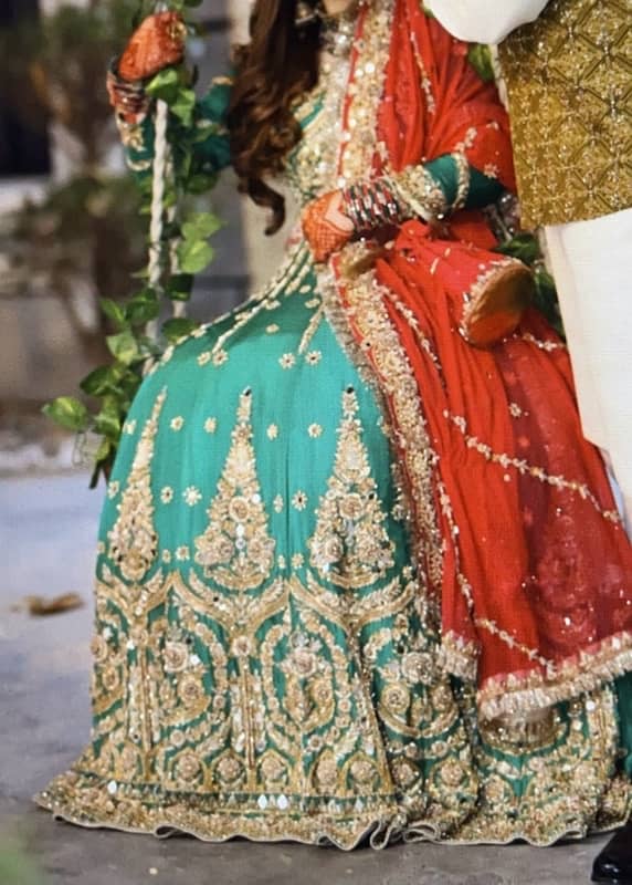 mehendi bridal lehenga 3