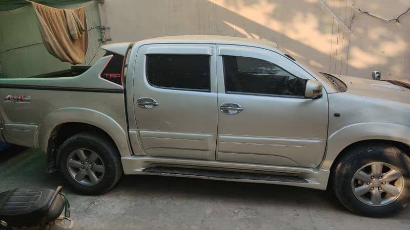 Toyota Hilux 2009 Thai electric seat cruise control 3