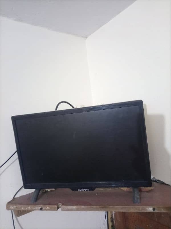 led 22 inch urgent selling need money reason 2