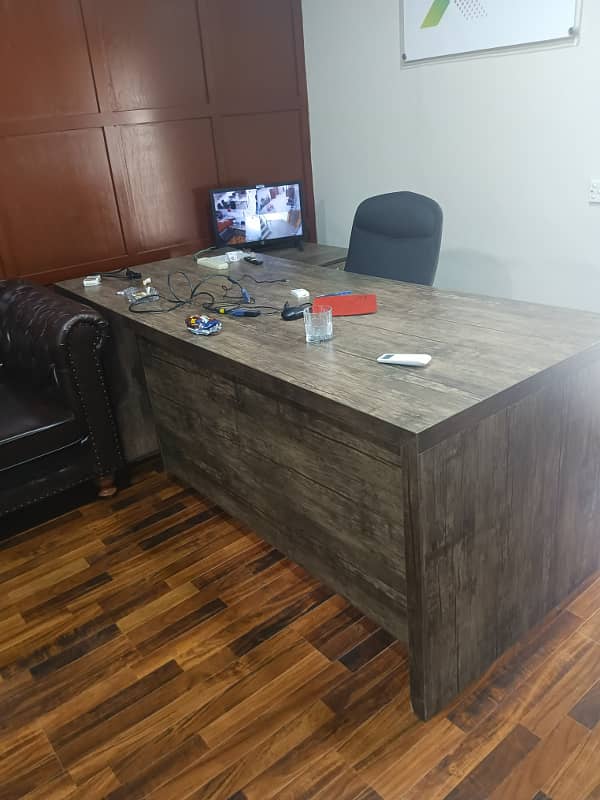 NEAR 26 STREET VIP LAVISH FURNISHED OFFICE FOR RENT 24 &7 TIME MEZNINE FLOOR 12