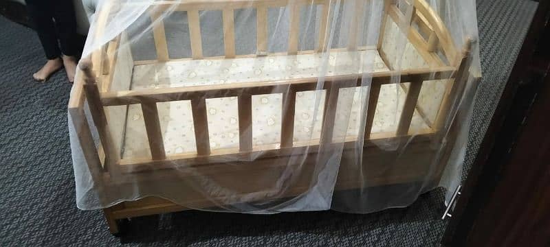 baby bed & jola 1