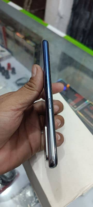 oppo  f19 6 128 2