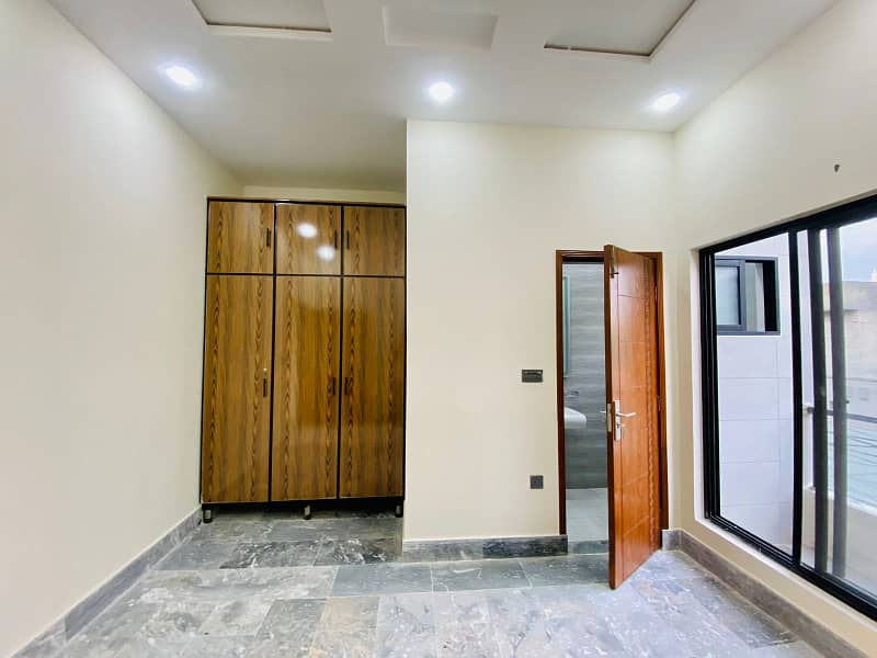 3.5 Marla Brand New Triple Storey House For Sale In Samanabad Lahore 31