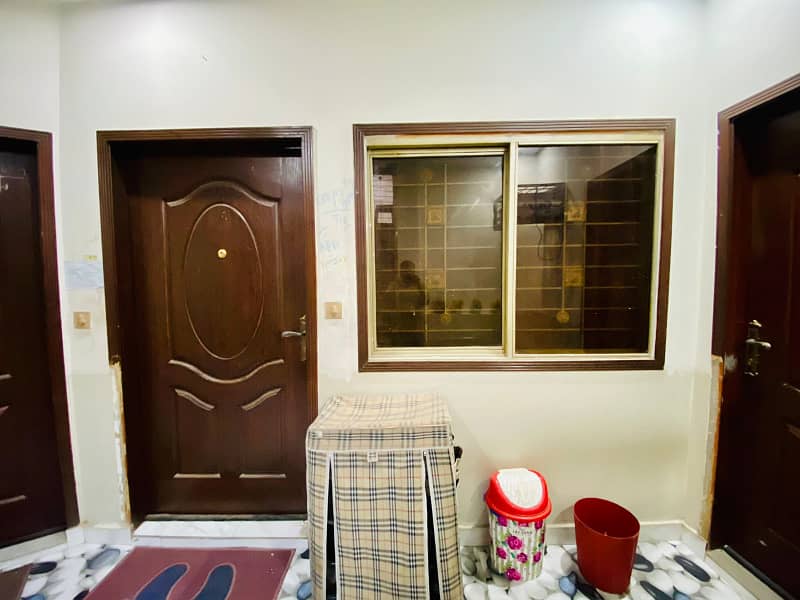 3 Marla Beautiful Furnished Flat For Sale In Samanabad Lahore 1