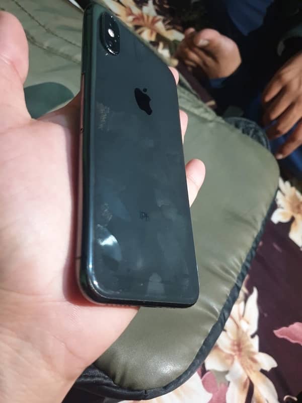 iphone xs 64GB (Non PTA) 11