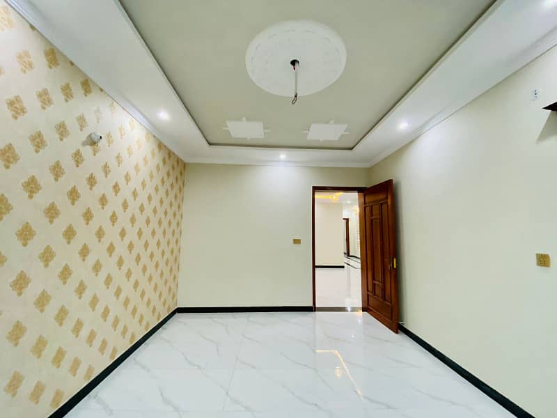 8.25 Marla Brand New Triple Storey House For Sale In Samanabad Lahore 24