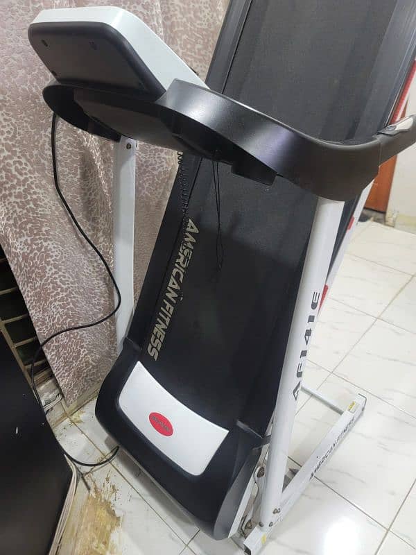 Treadmill by American fitness good quality 9/10 condition 3