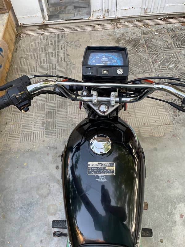 Unique 70cc 2024 in new condition 3