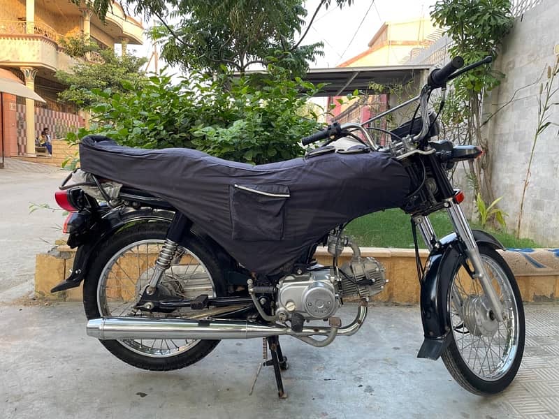 Unique 70cc 2024 in new condition 7