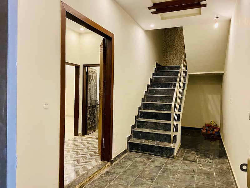 4.50 Marla Brand New Triple Story Building For Sale In Samanabad Lahore 3