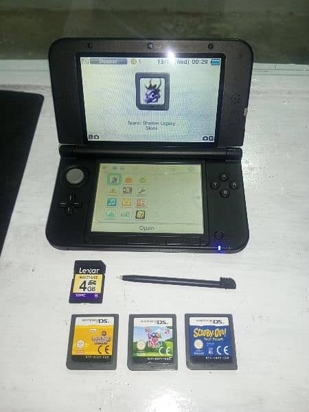 Nintendo 3DS XL 0