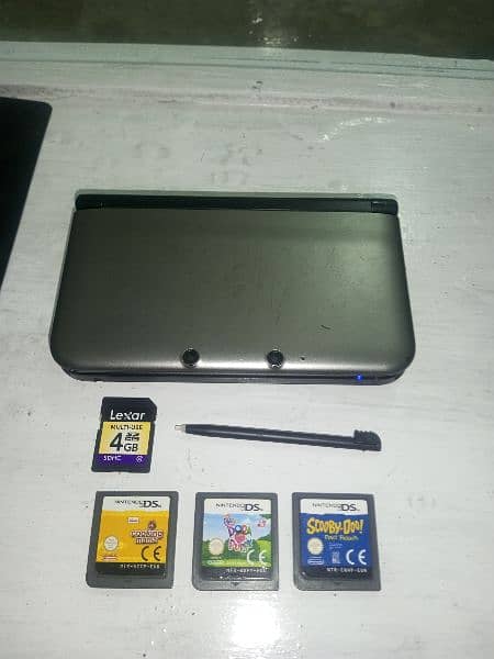 Nintendo 3DS XL 1