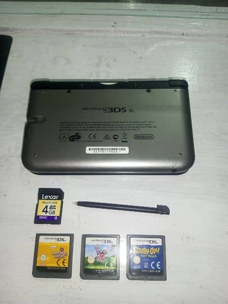 Nintendo 3DS XL 2