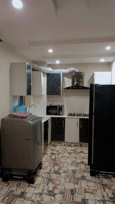 Full Furnished Apartment in Bahria Town Lahore 8