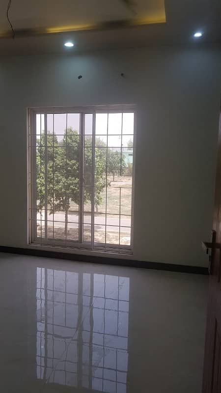 5 Marla House For Rent Available In BB Block Bahria Town Lahore 13