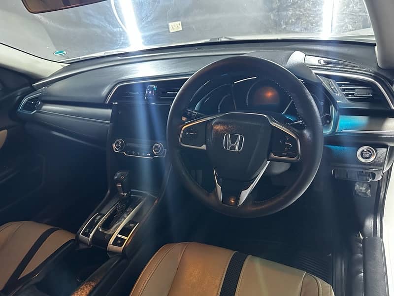 Honda Civic VTi Oriel Prosmatec 2021 12