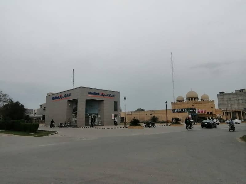 8 Marla Commercial Plot for SALE in Lake City Lahore 1