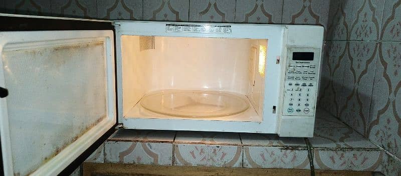 LC microwave 56 litres 1