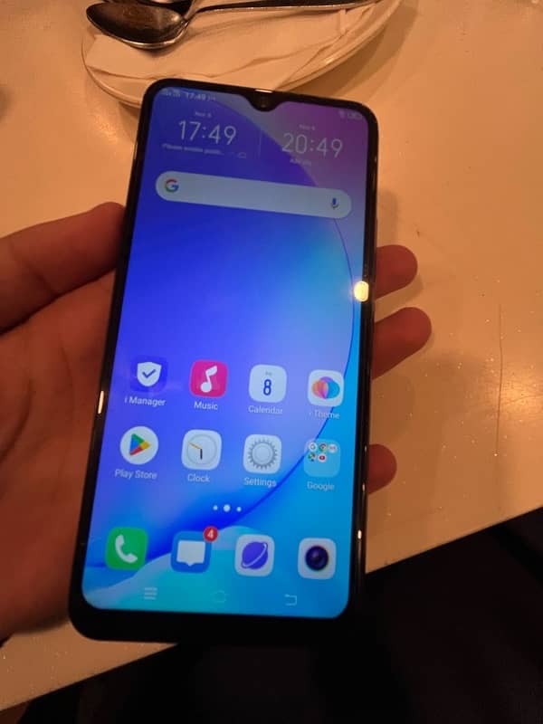 vivo y17 (8/256) 0