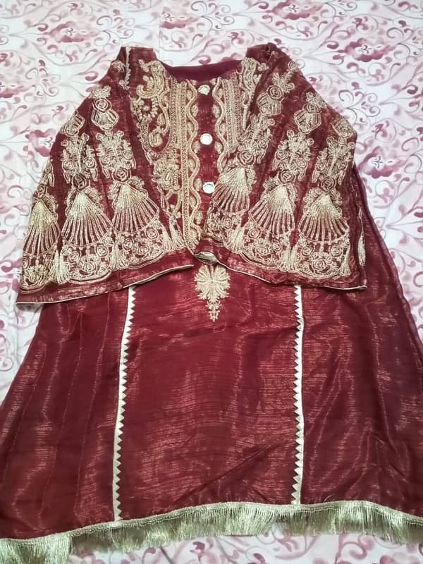 Maroon majestic 3 piece organza suit with dupatta and shalwar elegance 4