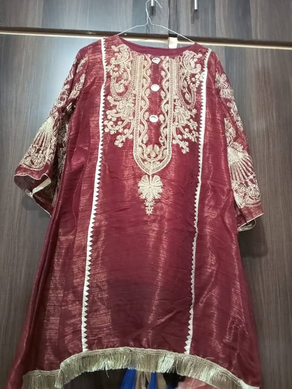 Maroon majestic 3 piece organza suit with dupatta and shalwar elegance 8