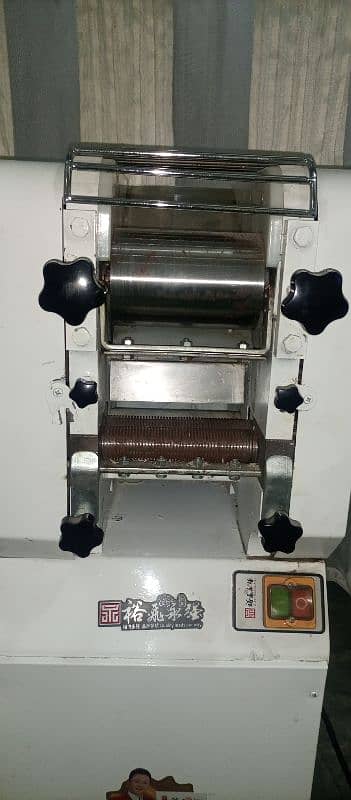 Automatic Noodles Machine 1