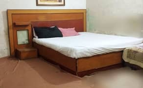 dual king size bed