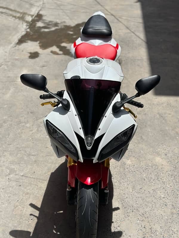 Yamaha R6 2006 model 2021 registered 1