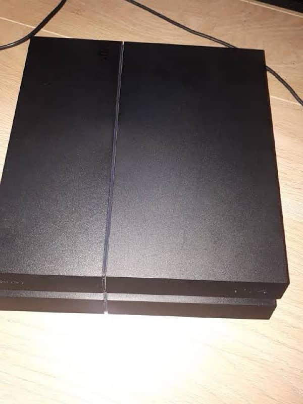 PS4 500 jailbreak 11.00 3 Disc games with 2 controllers 0