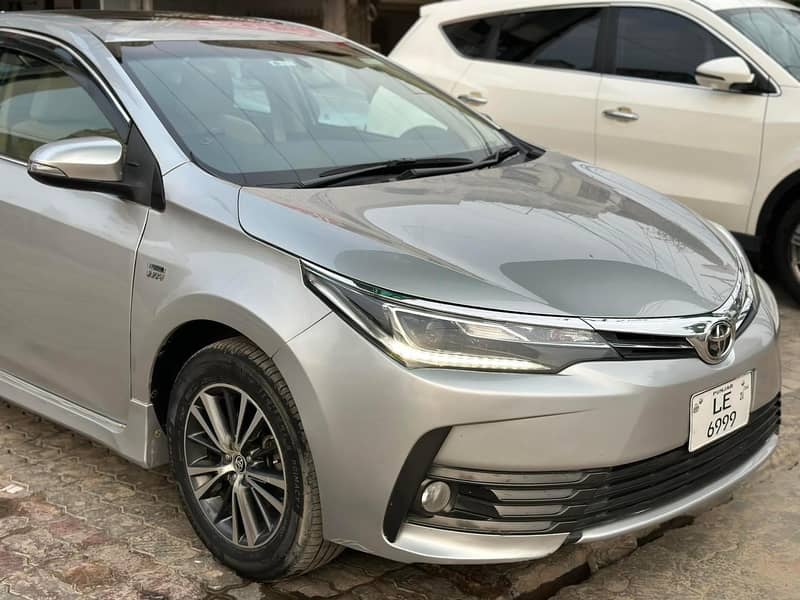 Toyota Corolla Altis 2020 Grande 1.8 1