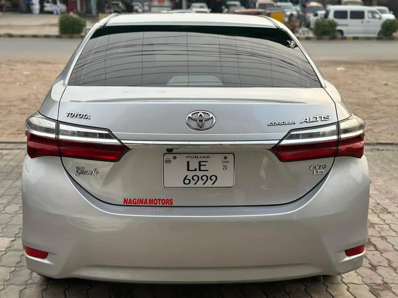 Toyota Corolla Altis 2020 Grande 1.8 5