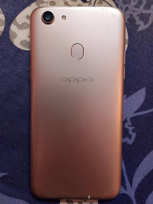 Oppo F5 Sirf mobile hai 3