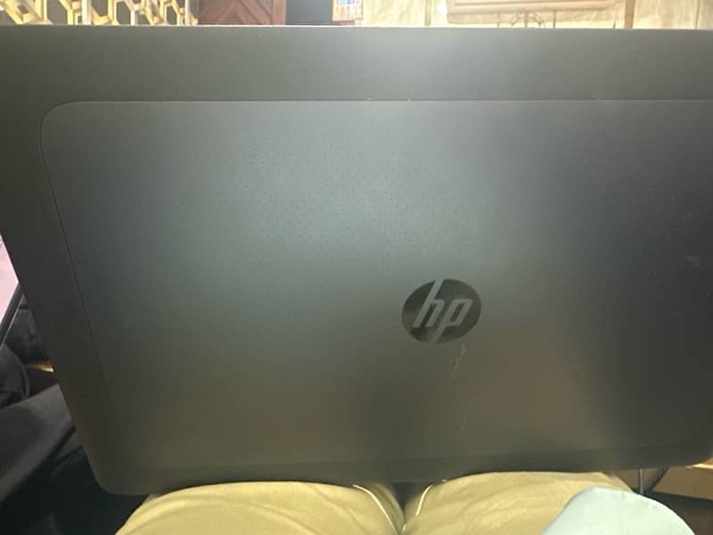 17 6th generation HP Z Book 10/9 Excellent condition 1